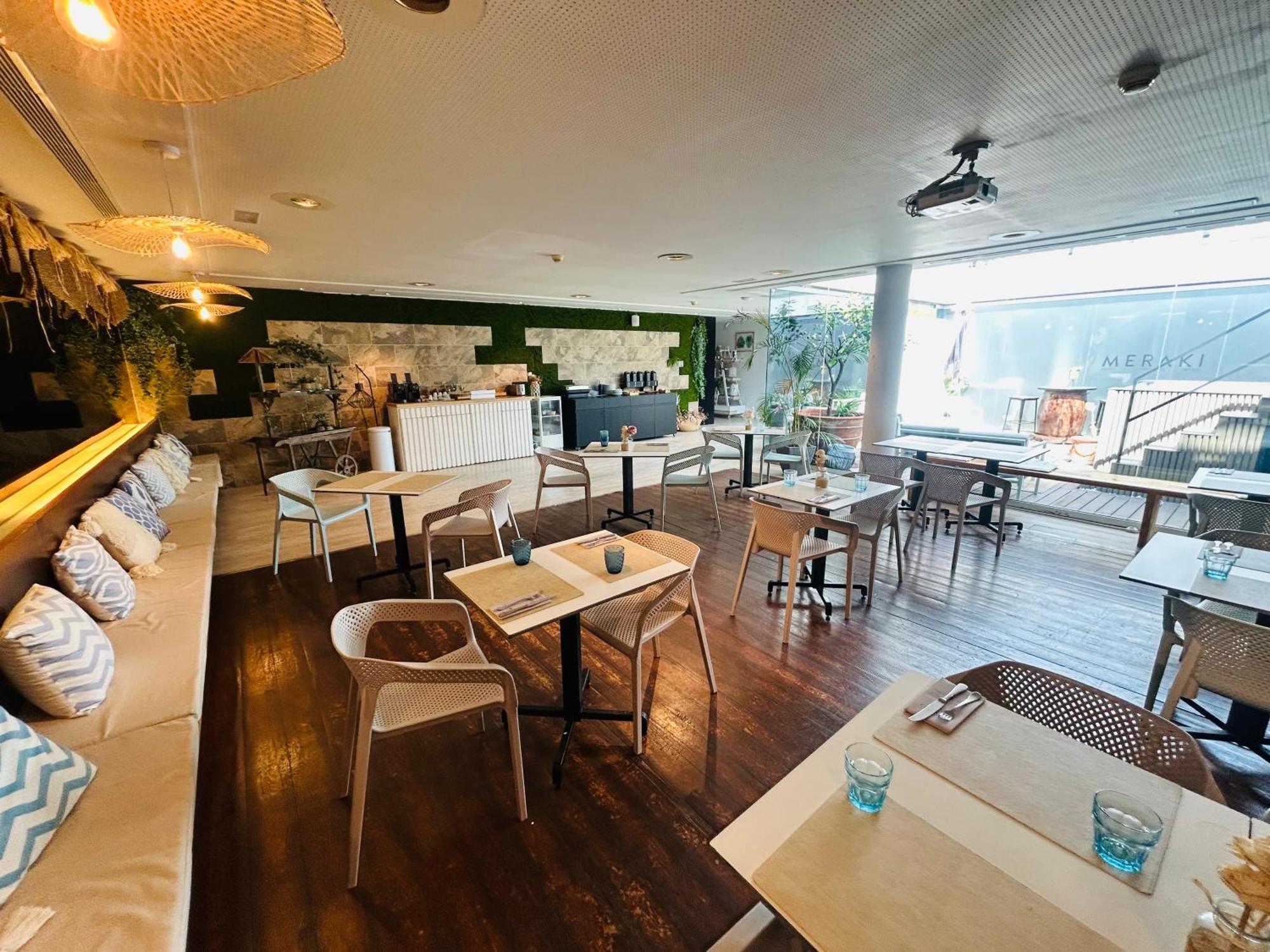 Meraki Beach Hotel - Only Adults ปลายา โปบลา เด ฟาร์นาลส์ ภายนอก รูปภาพ